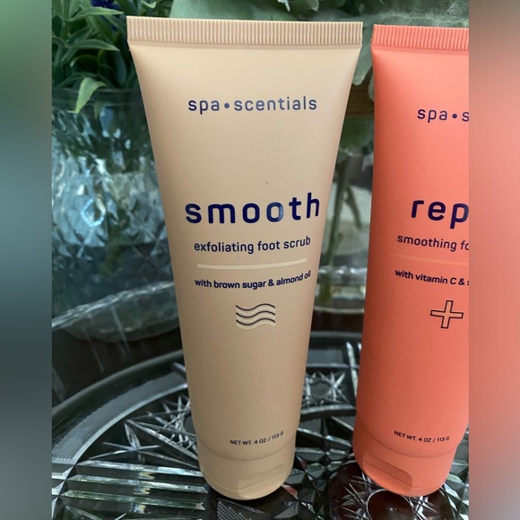 🆕🌿 SPA•SCENTIALS FOOT CARE DUO. BRAND NEW. FOOT CREAM & FOOT SCRUB. - Picture 2 of 5